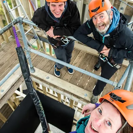 Killary Adventure Centre * لينوان